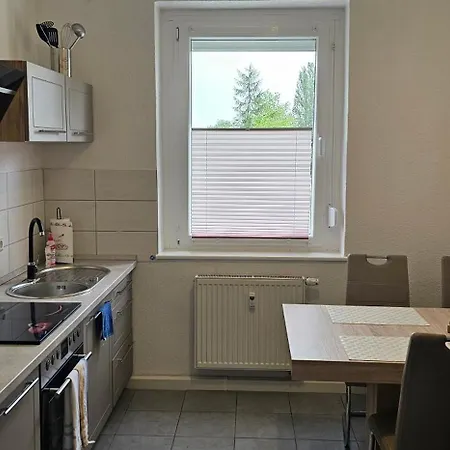 Private Seestadt * Гросрешен